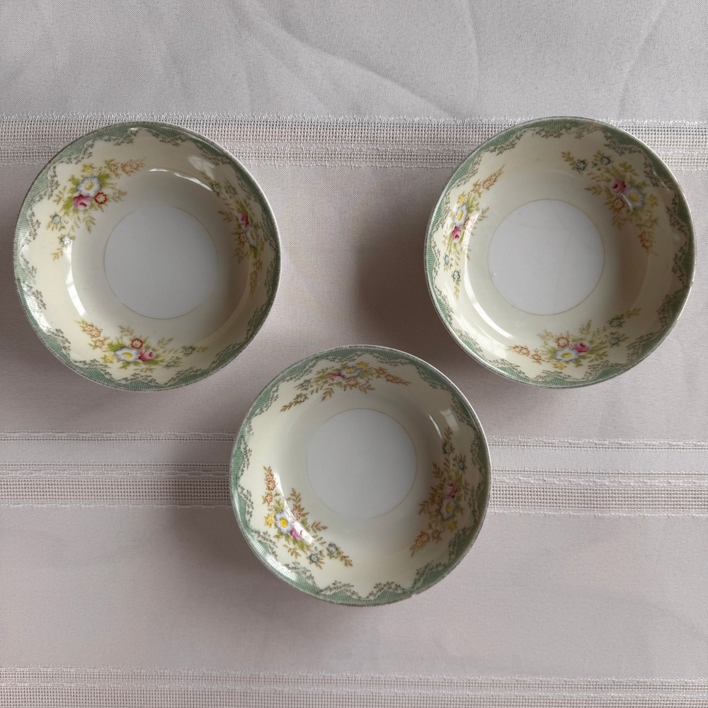 Vintage Debs Porcelain Fruit Bowls Set of 3 Floral Green Scalloped Edge 5"